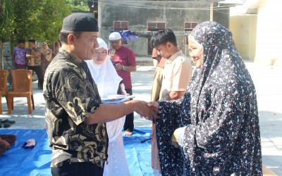Gerakan Peduli Anak Yatim piatu di lingkungan SMKN 2 Limboto