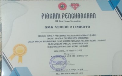 SMKN 2 Limboto mendapatkan juara 4 pada Lomba Kreasi Baris Berbaris (LKBB)